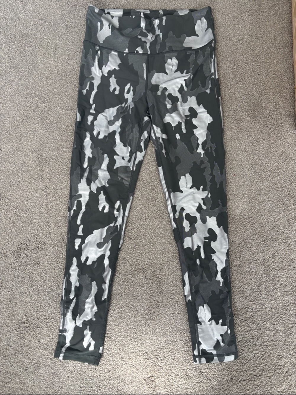 Mono B Black & Gray Camo High-Waist Leggings
